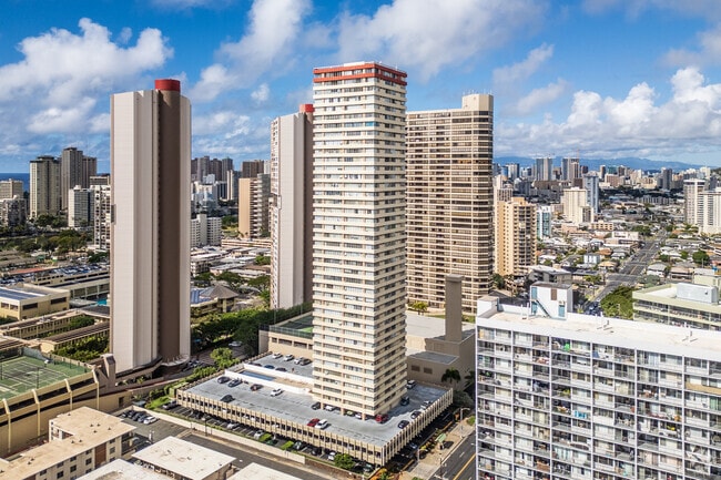 Photo - Regency Tower