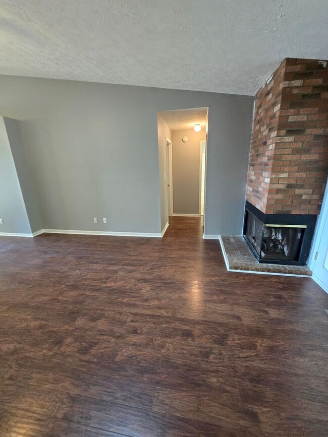 Photo - Three Bedroom Home Located in Pike Township near Georgetown and 52nd Street!!!