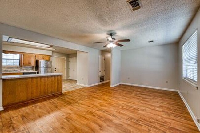 Photo - 114 S Mitchell St Unidad A