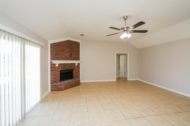 Photo - 7920 Wentworth Dr