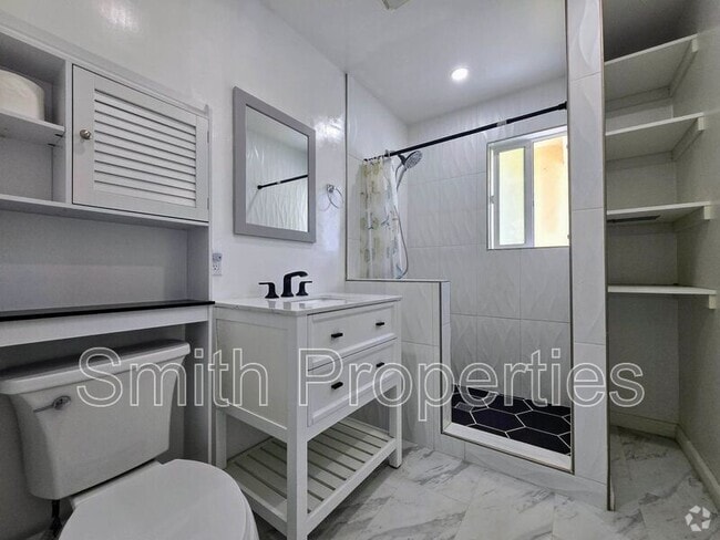 Building Photo - 4550 166th St Rental