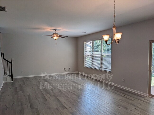 Photo - 150 Couplet Dr