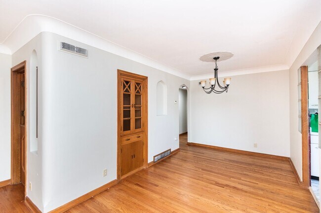 Photo - 89 Willmore Rd Unit 89 Willmore Rd, 2N