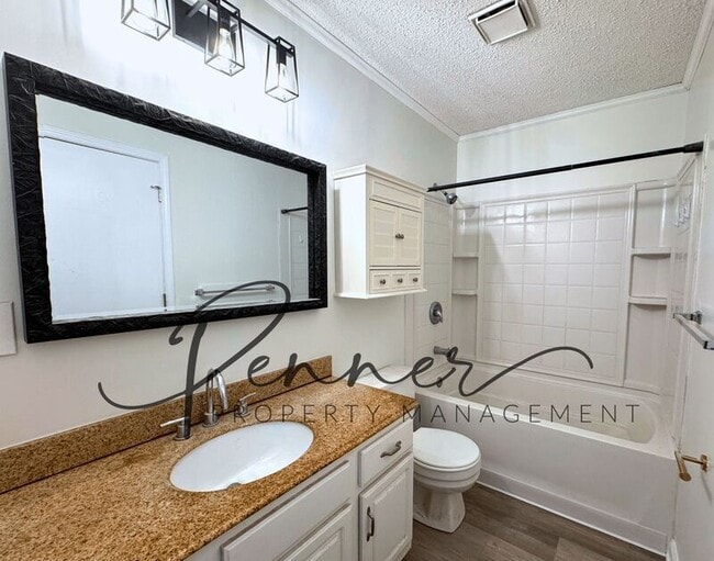 Photo - 101 SW Chicago St