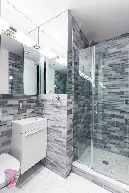 Photo - 432 E 13th St Unit 28