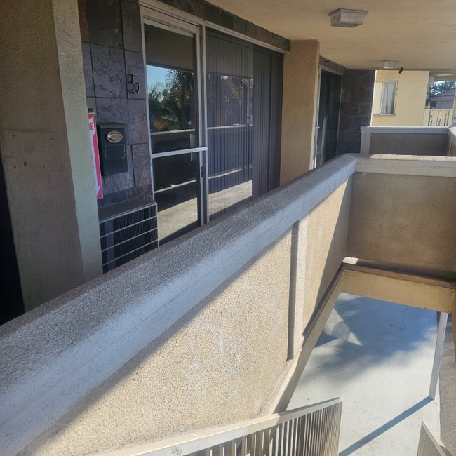 Photo - 918 W Lincoln Ave