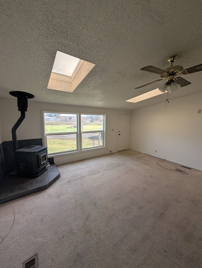 Photo - 3 Bedroom 2 Bath House