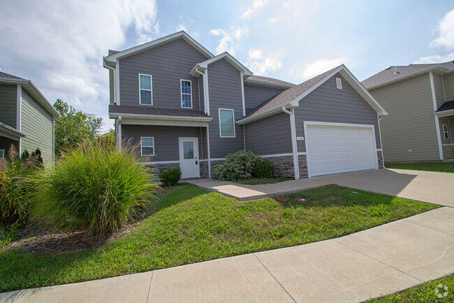 Building Photo - 2808 Amberwood court Rental