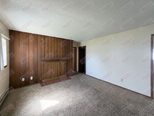 Photo - Ealges Nest Apartments Unit A