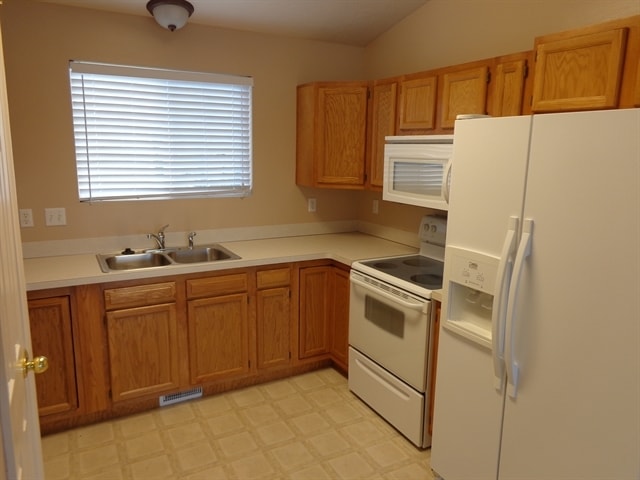 Photo - 235 W 1875 N