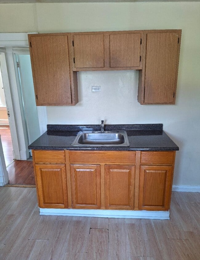 Photo - 366 Liberty St