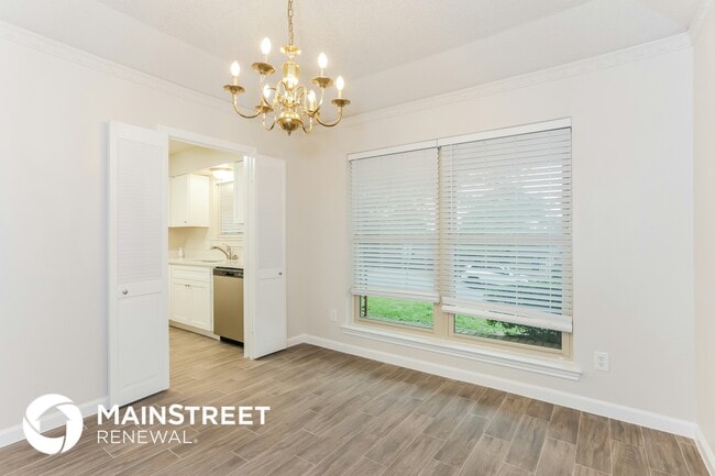 Photo - 906 Heather Knoll Dr