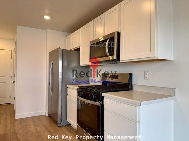 Photo - Wayne Way Townhouse