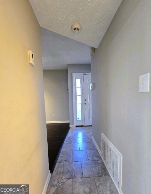 Photo - 1674 Wynndowne Trail