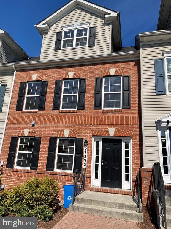 Photo - 23232 Scholl Manor Way Townhome
