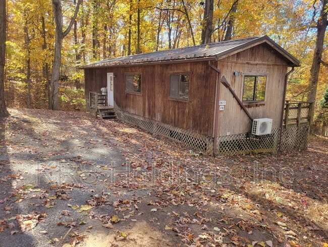 Photo - 2877 Hidden Oaks Ln