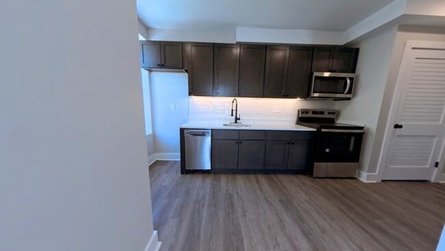 22 N King St