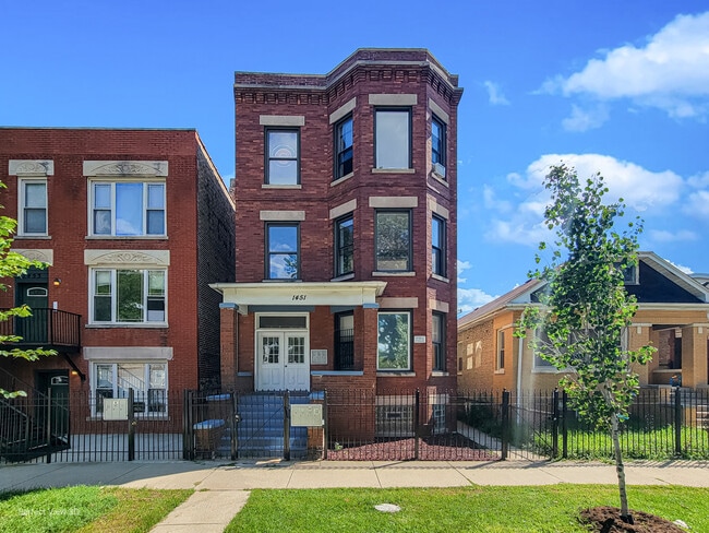 Building Photo - 1451 N Monticello Ave Unit 2 Rental