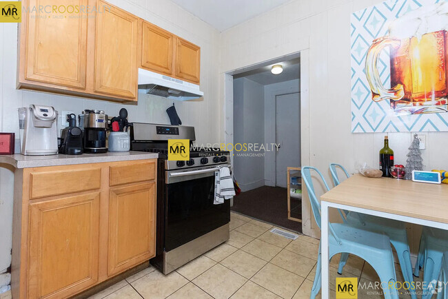 Building Photo - 7 Gardner Ter Unit 1 Rental