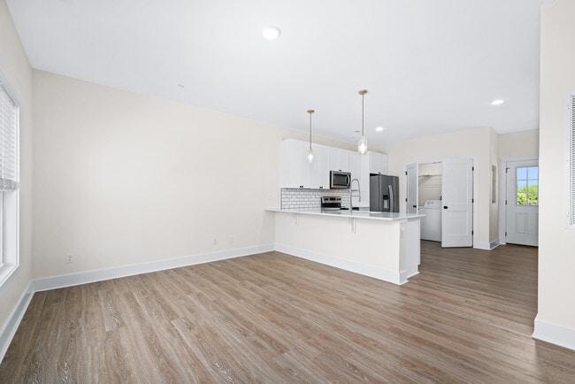 Photo - 1424 Spring Pointe Ln