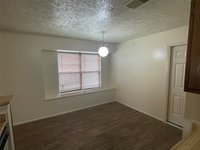 Photo - 1826 Grand Park Dr