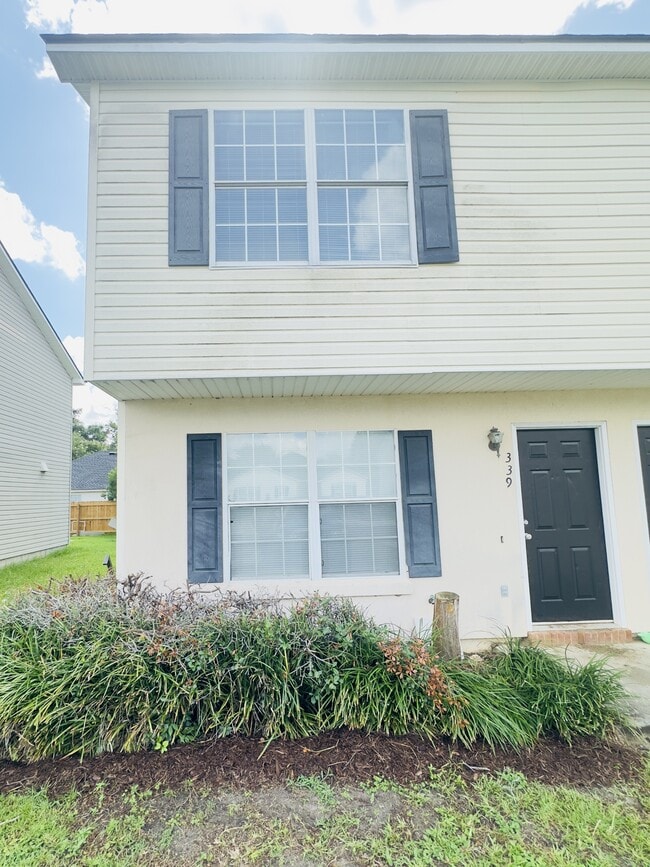 Photo - 339 Brookfield Rd