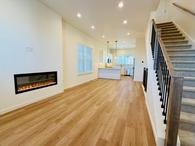 Photo - 7174 Clove Hitch Hts