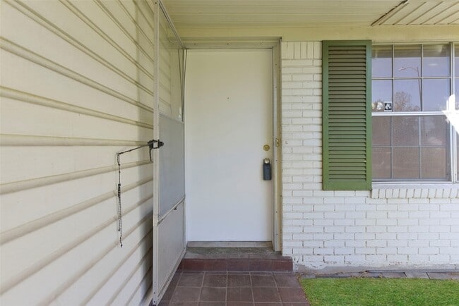 Photo - 7138 Mobud Dr