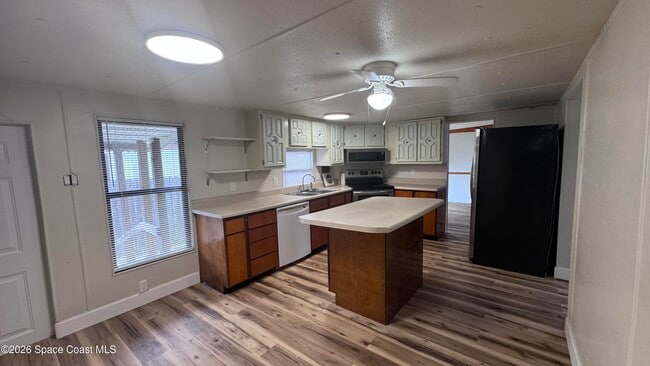 1159 Bailey Ct