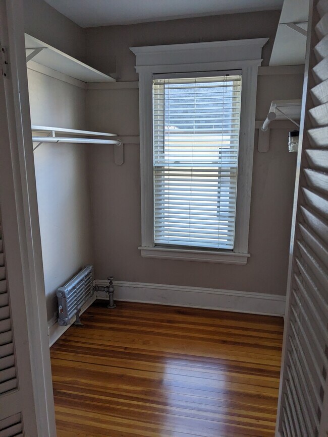 Photo - 2870 Fairfield Ave Apartment Unit 2