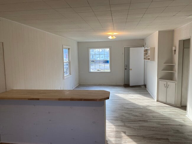 Photo - 1645 Cottage Ave