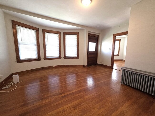 40 Main St Unit 2