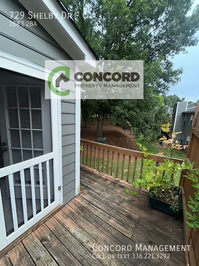 Photo - 729 Shelby Dr Unit C
