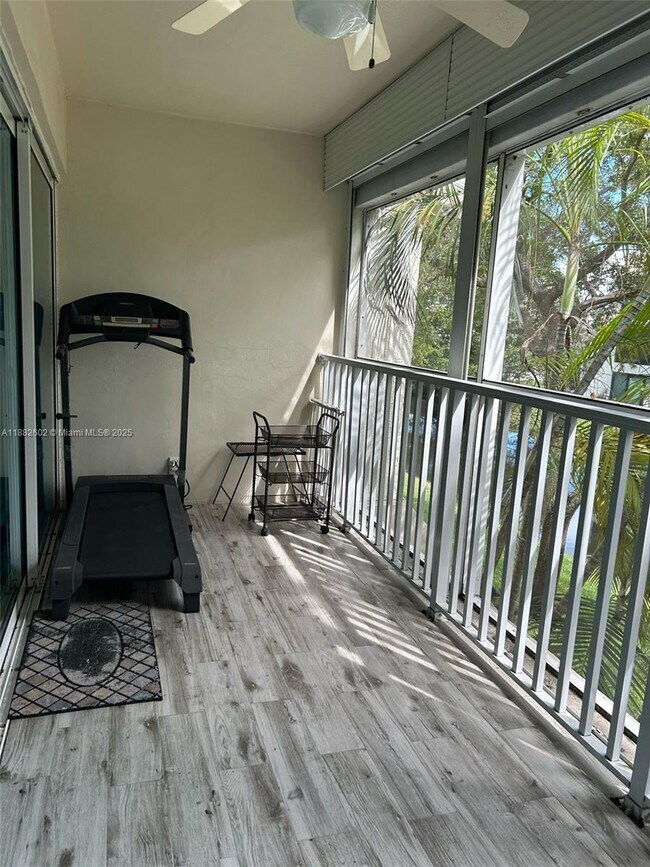 Photo - 100 Lakeview Dr Unit 207