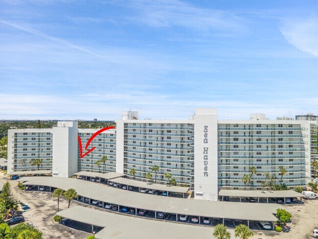 Building Photo - 2731 NE 14th Street Causeway Unit 314