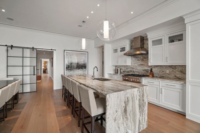 Photo - 32 Derne St Unidad 2