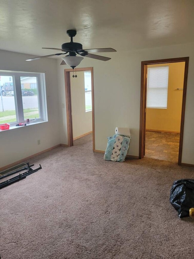 Photo - 321 Juneau St