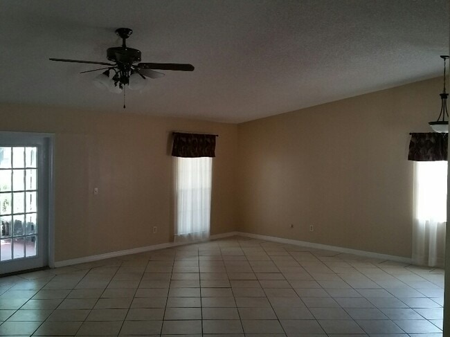 Photo - 6803 Tropical Shore Way