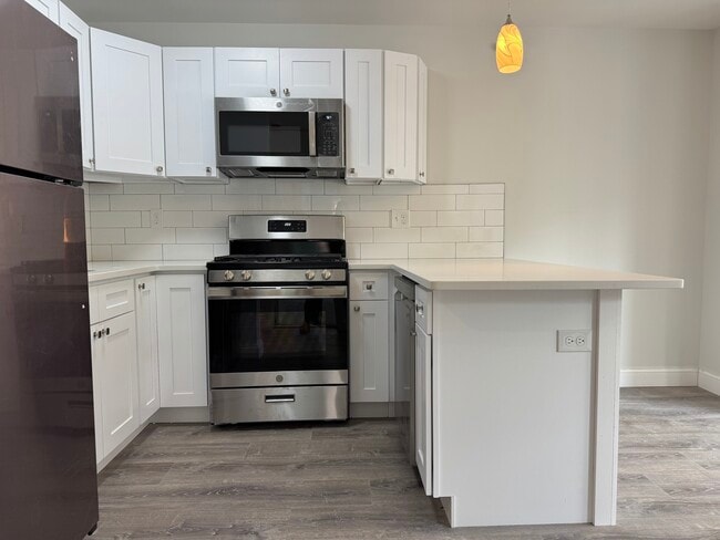 Photo - 1085 Whalley Ave Unidad 5