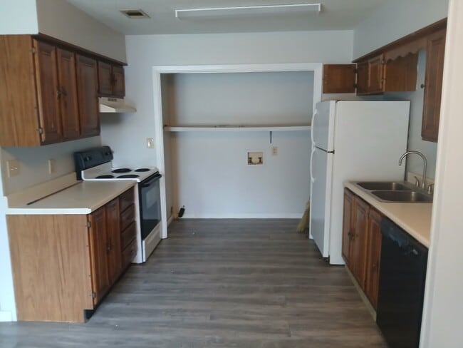Photo - 402 Jackson Ave