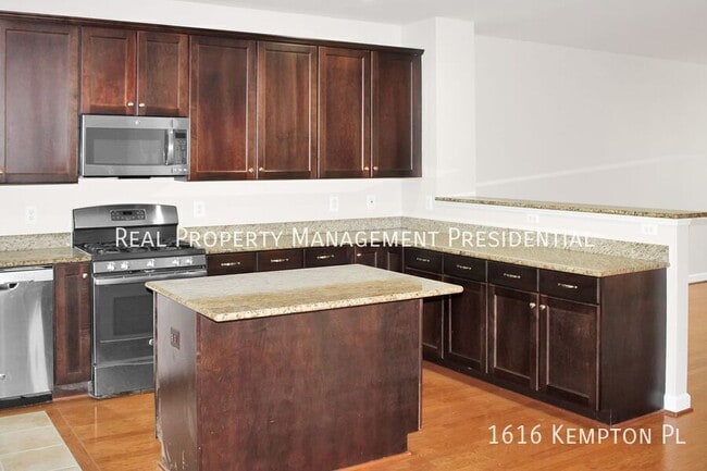 Photo - 1616 Kempton Pl