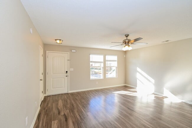 Photo - 10048 Chariden Dr