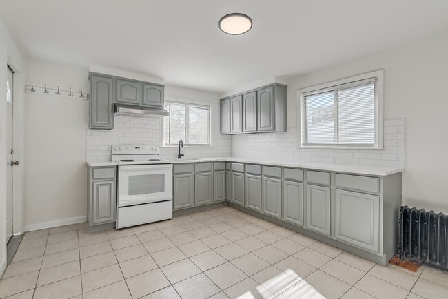 Photo - 34 Hamilton St