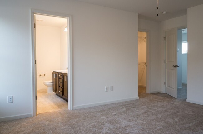 Masters - 10 Royal Pine Way