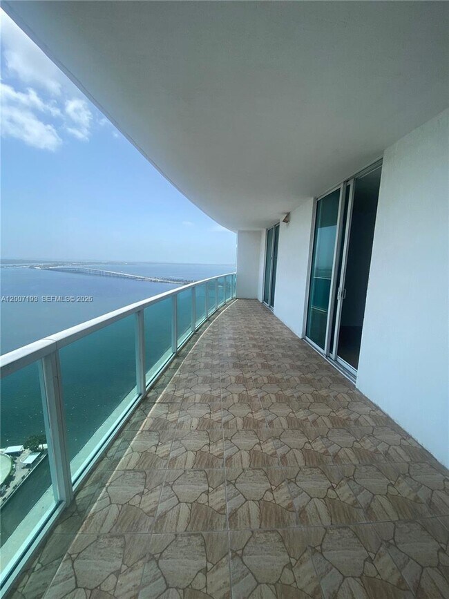 2101 Brickell Ave