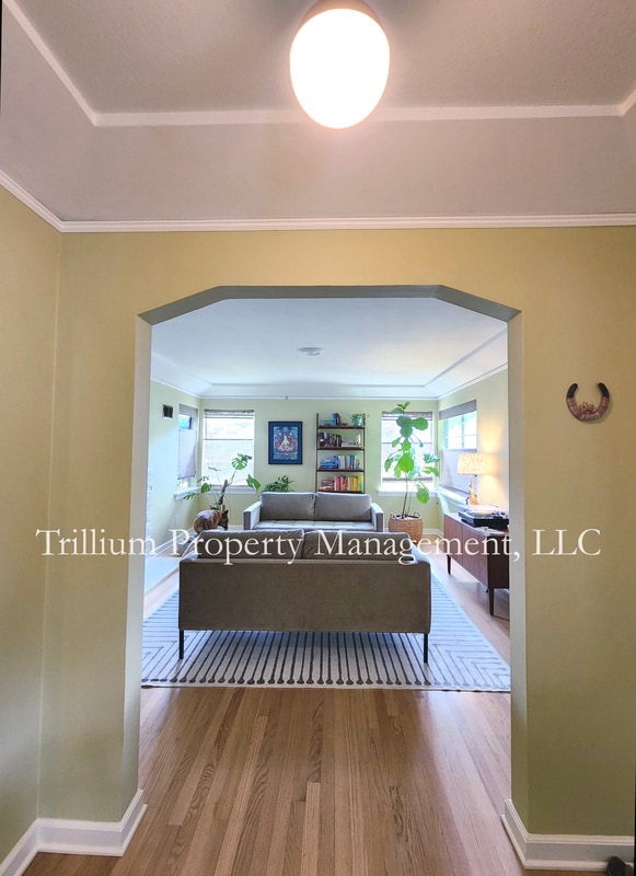 Photo - 5935 N Concord Ave