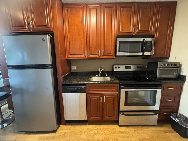 Photo - 3600 N Lake Shore Dr