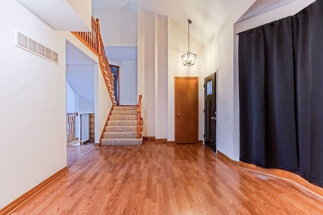 Photo - 8403 W 150th St