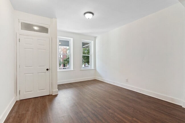 Building Photo - Coming Soon! Spacious 4 Bedroom, 1.5  Bath...