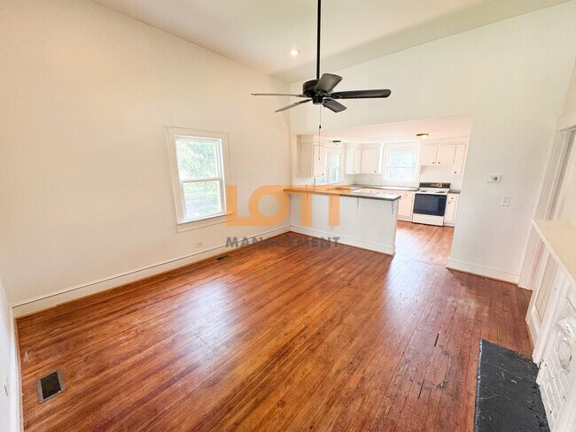 Photo - 1 Pelzer St